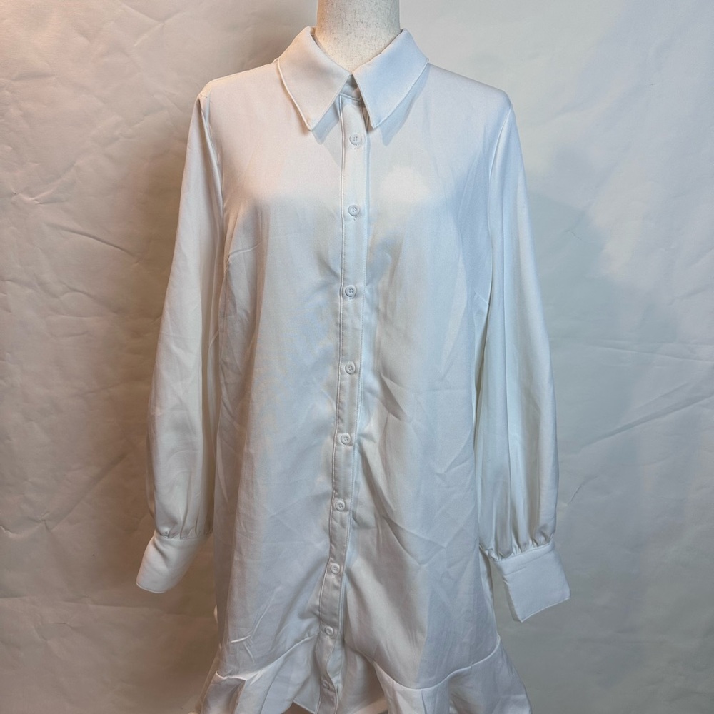 Elegant White Button-Up Shirt Dress